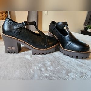 Mary Jane chunky platforms